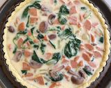 Foto langkah ke 6 dari resep Quiche Aja.