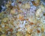A picture of step 2 of Stuffed coconut banana box.