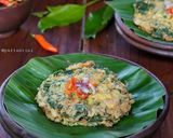 Foto langkah ke 4 dari resep Telur dadar daun So.