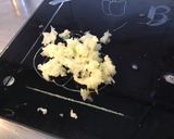 Une image de l'étape 1 de Sauce à la prune (pour volailles et gibiers).
