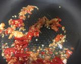 รูปขั้นตอนการทำที่ 1 ของ ไก่ผัดเครื่องต้มยำ