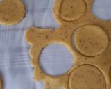Foto del passaggio 4 della ricetta Biscotti sablé con ganache al cioccolato fondente