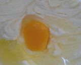 Foto langkah ke 4 dari resep Cake tapai lembut.