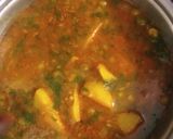 A picture of step 6 of Aloo matar.