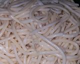 A picture of step 3 of Green chicken pasta.