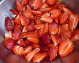 Foto del paso 5 de la receta: 🥧 Tarta De Frutilla 🍓 Súper Fácil 👏🤤