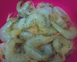 Foto langkah ke 1 dari resep Udang crispy hanya dengan tepung terigu.