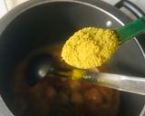 A picture of step 1 of Gobhi ke danthal ki sabzi.