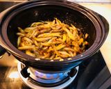 Hình bước làm 5 của món Cá bống rim mỡ lợn