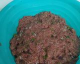 A picture of step 2 of Meatballs in tomato sauce.