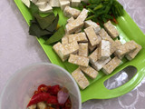 Tahu tempe kuah santan pedas