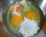 Foto langkah ke 1 dari resep Telur Dadar Sayur (Anti GTM).