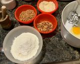Foto del paso 1 de la receta: Budín de Naranja con Almendras y Cardamomo