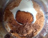 Foto langkah ke 1 dari resep 23. Muffin Coklat Mini.