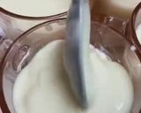 A picture of step 4 of Raffaello chocolate dessert.