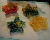 A picture of step 10 of Persian rosette cookies (Noon Panjereh).