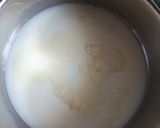 A picture of step 1 of Mini choco lava cake.
