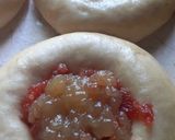 Foto del paso 2 de la receta: Facturas de manteca con membrillo y batata🧉