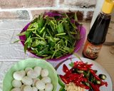 Foto langkah ke 1 dari resep Cah Kangkung Telur Puyuh.