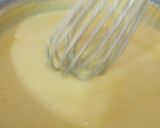 A picture of step 4 of Fruit custard trifal.