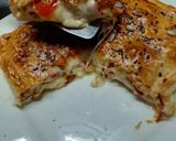 Foto del paso 3 de la receta: Tarta de pastron, queso tybo, huevo y tomate