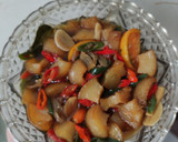Foto langkah ke 7 dari resep 48. Oseng Kikil Pedas Manis.