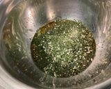 Une image de l'étape 8 de Salade marinée de pommes de terre aux harengs fumés, oignons et cornichons.