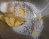 A picture of step 1 of Fish pie.