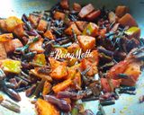 A picture of step 3 of Radish Pods-Gauva Sabzi.