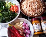 Foto langkah ke 1 dari resep Sisit Ayam Woku.