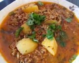 A picture of step 8 of Aloo Qeema 🍲🍲🍲.