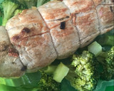 Foto del paso 8 de la receta: Solomillo relleno de puerros y chorizo al vino moscatel. Y salsa de chocolate... o brócoli. Keto