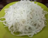 Foto langkah ke 1 dari resep Kwetiaw goreng.