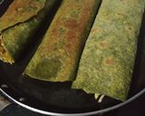 A picture of step 10 of Palak Paneer Kathi Roll.