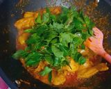 Foto langkah ke 8 dari resep Ayam woku kemangi.