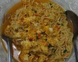 Foto langkah ke 7 dari resep Mie Goreng Nyemek Pedas.