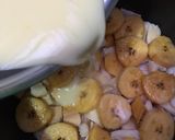 Foto langkah ke 2 dari resep Banana Bread Pudding (No mixer, No oven).