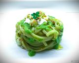 Foto del passaggio 7 della ricetta Linguine con crema di piselli, gamberi e ricotta
