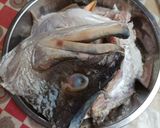 Foto langkah ke 1 dari resep 106. Kuah Asam Kepala Ikan.