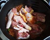 Foto langkah ke 4 dari resep Gulai Ayam Daun Kari.