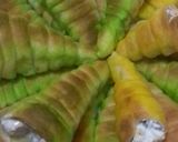 صورة لخطوة 2 من وصفة معجنات على شكل اقماع