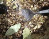 صورة لخطوة 2 من وصفة وجبه كنتاكي منزلى بالبطاطس المقليه والرز المكرمل