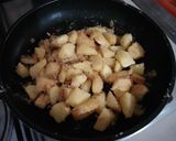 Foto del passaggio 5 della ricetta Patate sabbiose in padella
