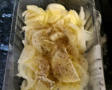Foto del paso 2 de la receta: Manitas de cerdo al pesto de ajo y perejil