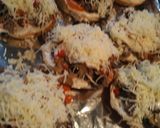 A picture of step 11 of Bagel Alfredo Sauce Pizza.