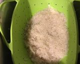 Une image de l'étape 1 de Riz moulé coco, curcuma, coriandre.