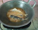 Foto langkah ke 1 dari resep Asem Asem Pedas Ikan Salem.
