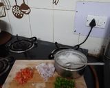 A picture of step 3 of Uttapam.