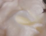 Hình bước làm 1 của món Trứng chiên bọt biển 🤤