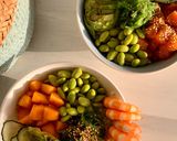 Foto del paso 6 de la receta Poke bowl de salmón y langostinos